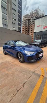 AUDI A3 2.0 40 TFSI GASOLINA SPORTBACK PERFORMANCE BLACK S-TRONIC AUDI A3 2.0 40 TFSI GASOLINA SPORTBACK PERFORMANCE BLACK S-TRONIC